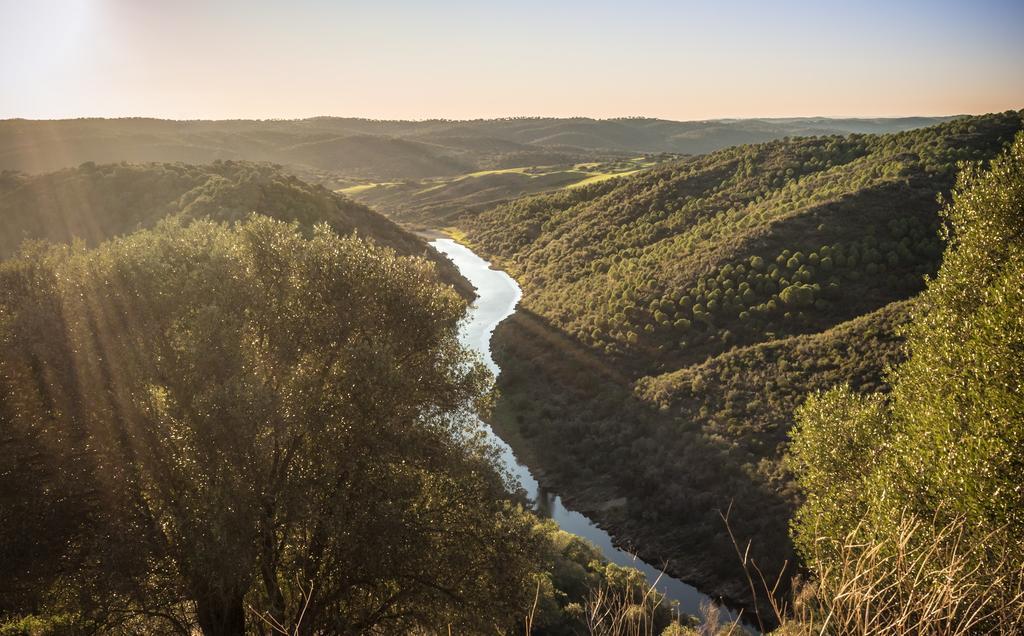 Parque De Natureza De Noudar Баранкос Екстериор снимка